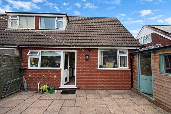 2 Bedroom Semi-Detached House For Sale In Crabmill Drive Bedroom Semi -detached In Elworth, CW11