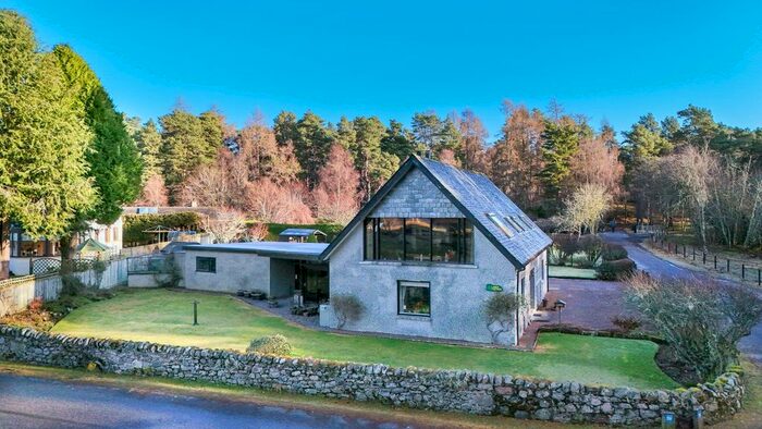 4 Bedroom Detached House For Sale In Grantown-On-Spey, PH26
