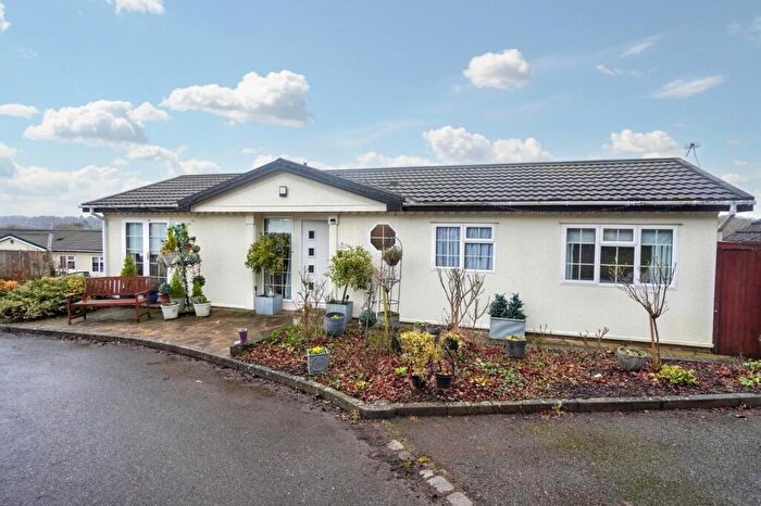 3 Bedroom Park Home For Sale In Whitehouse Lane, Wooburn Green, HP10