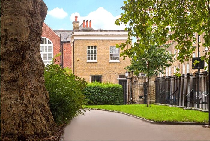 2 Bedroom Property To Rent In Buttesland Street, Hoxton, N1