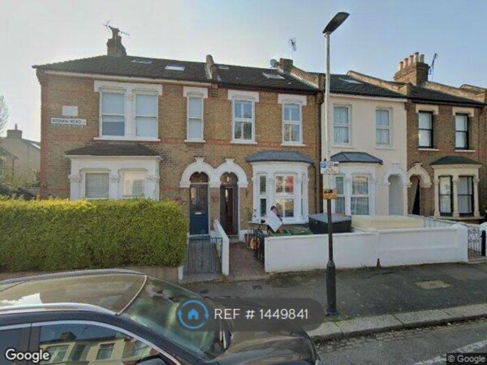 4 Bedroom End Of Terrace House To Rent In Godwin Road, London, E7