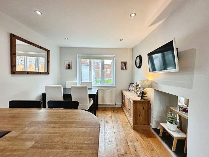 2 Bedroom Semi-Detached House For Sale In Crossland Crescent, Wolverhampton, WV6