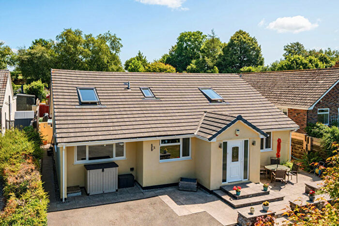 4 Bedroom Detached Bungalow For Sale In Trefinnick Road, Bray Shop, Callington, PL17