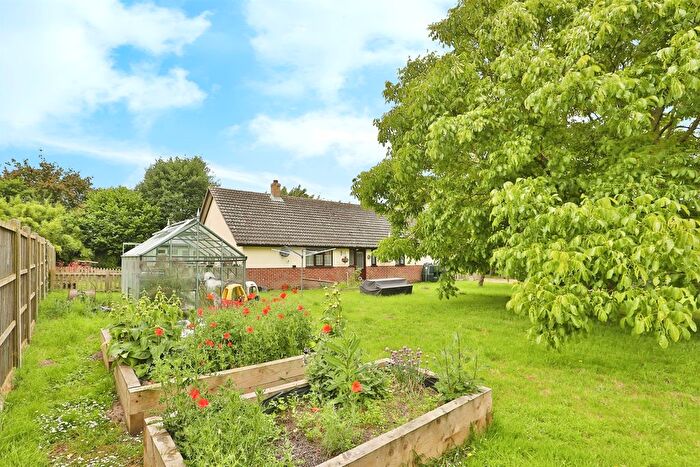 4 Bedroom Bungalow For Sale In Back Lane, Scoulton, Norwich, NR9