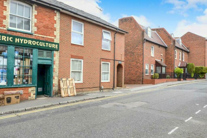 1 Bedroom Apartment To Rent In Town Centre, Guildford, GU1