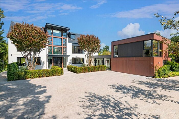 7 Bedroom Detached House For Sale In The Warren, Radlett, Hertfordshire, WD7