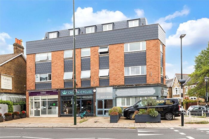 2 Bedroom Flat To Rent In Crown Road, Twickenham, TW1