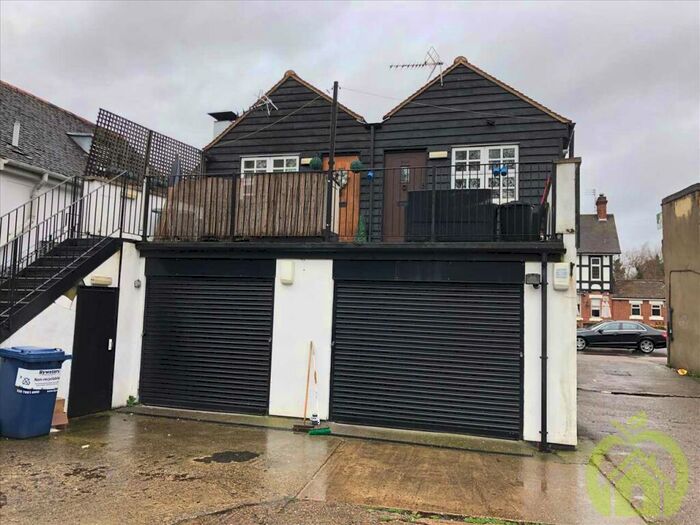 1 Bedroom Apartment To Rent In Main Road, Romford, RM2