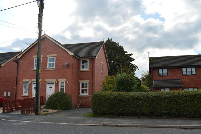 3 Bedroom Semi-Detached House To Rent In Mablins Lane, Crewe, Cheshire, CW1