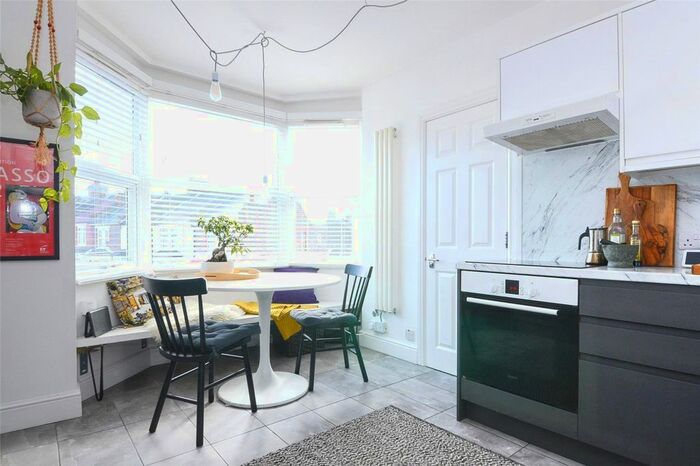 2 Bedroom Flat For Sale In Chester Road, Watford, Hertfordshire, WD18