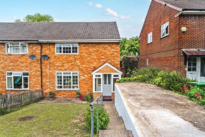 3 Bedroom Semi-Detached House For Sale In Imber Road, Winchester, SO23