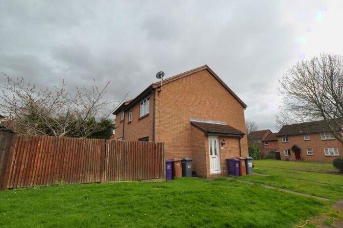 1 Bedroom Terraced House To Rent In Sanderling Close, Letchworth Garden City, SG6