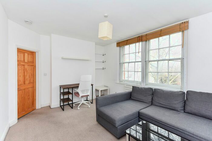 2 Bedroom Flat To Rent In Exmouth Market, London, EC1R