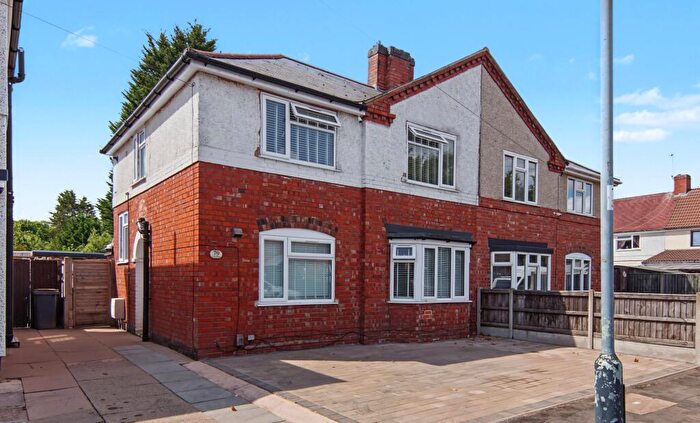 3 Bedroom Semi-Detached House For Sale In Cross Street, Nuneaton, CV10