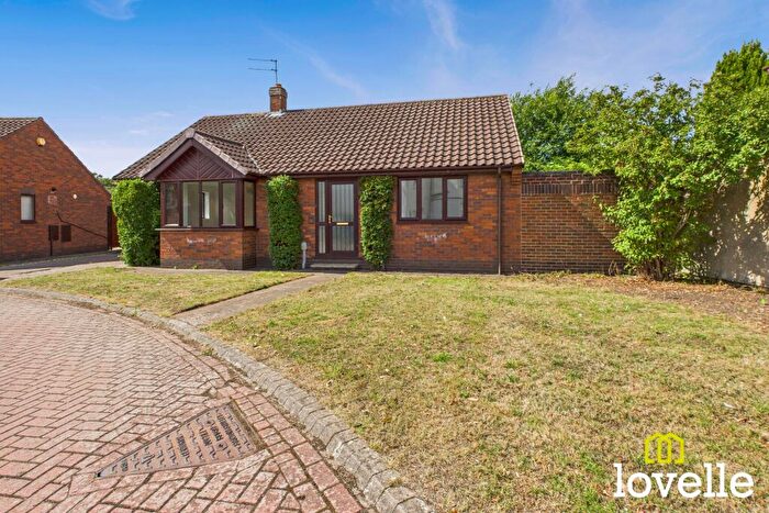 3 Bedroom Detached Bungalow For Sale In Kirk Croft, Cottingham, East Riding Of Yorkshire, HU16