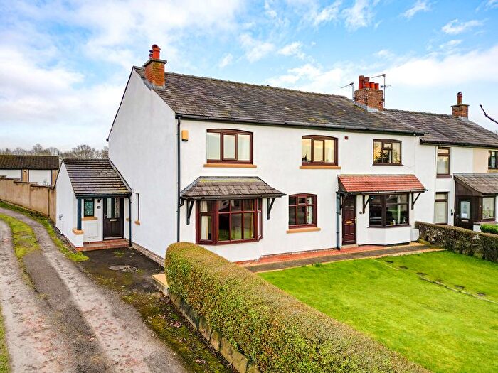 3 Bedroom Property For Sale In New Street, Mawdesley, L40