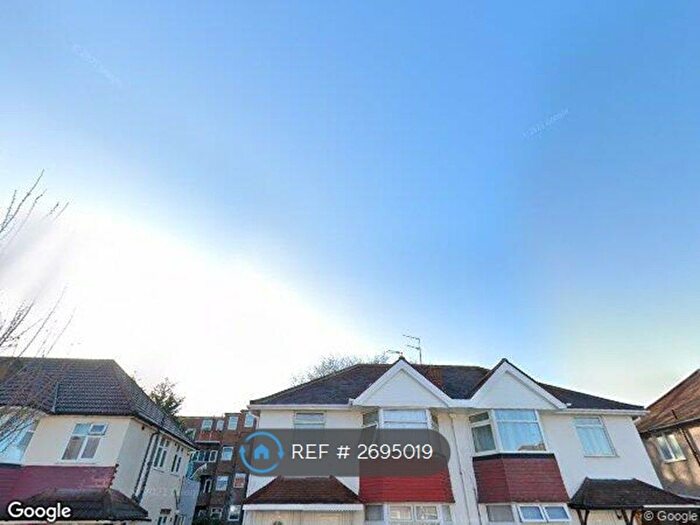 2 Bedroom Flat To Rent In Everton Drive, Stanmore, HA7