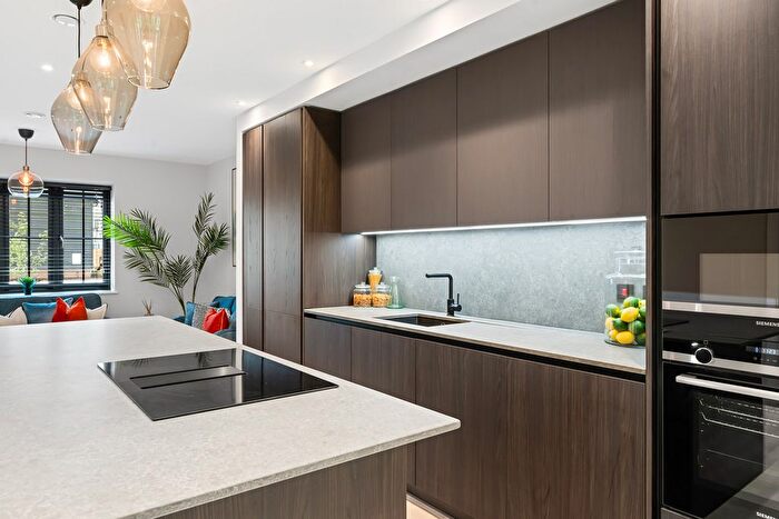 2 Bedroom Flat For Sale In Unit Abbotswood Place, Streatham, SW16