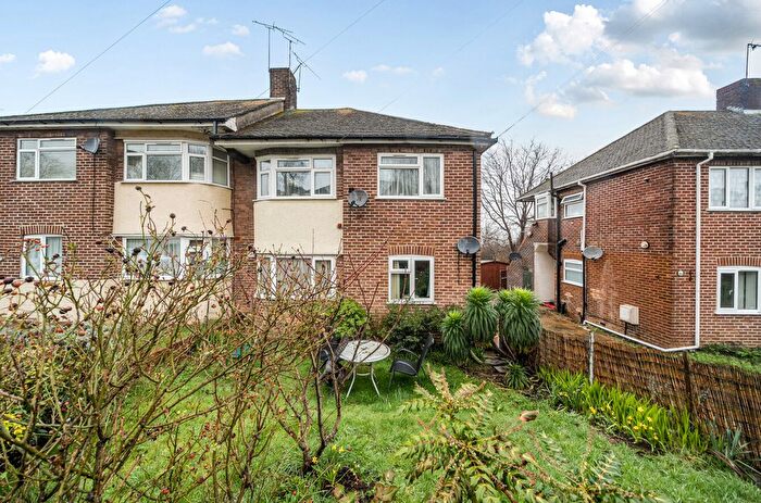 2 Bedroom Maisonette For Sale In Gainsford Road, Bitterne, Southampton, Hampshire, SO19