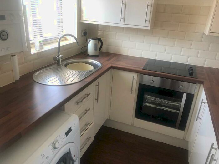 2 Bedroom House To Rent In Chantry Court, Ravenhill, Swansea, SA5