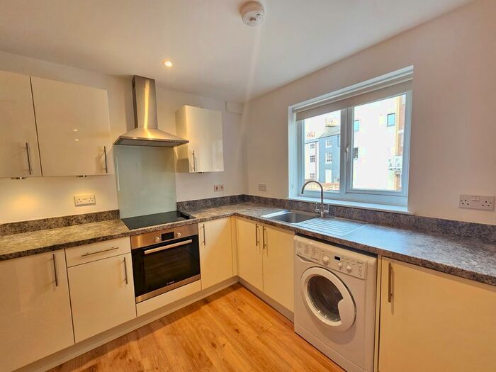 1 Bedroom Flat To Rent In Southampton Street, Southampton, SO15