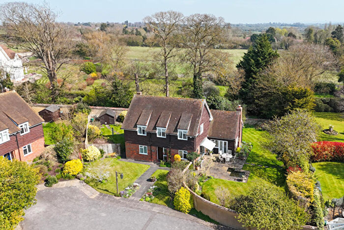 4 Bedroom Detached House For Sale In Dinton, Buckinghamshire, HP17