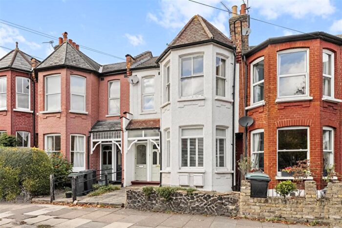 2 Bedroom Flat To Rent In North View Road, Hornsey, N8