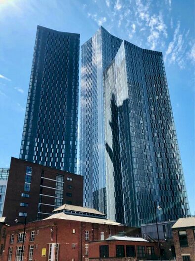 2 Bedroom Apartment To Rent In Deansgate Square, Owen Street, Manchester (Cp #), M15