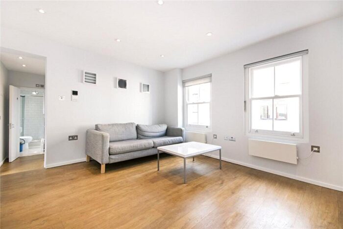 2 Bedroom Apartment To Rent In Ellsworth Street, Bethnal Green, London, E2