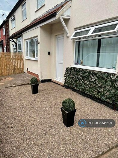 6 Bedroom Semi-Detached House To Rent In King Street, Beeston, Nottingham, NG9