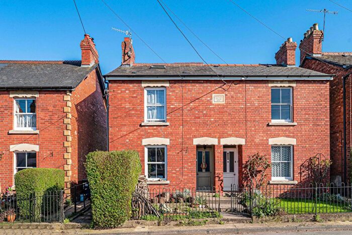 3 Bedroom Semi Detached House For Sale In Ash Road, Lightpill, Stroud, GL5