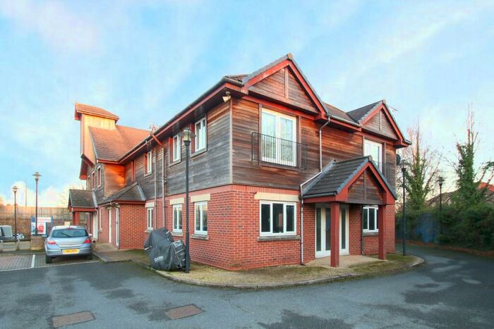 1 Bedroom Apartment To Rent In The Chandlery, Stretford, Manchester, M32