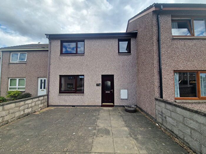 3 Bedroom Terraced House For Sale In Meadow Crescent, Elgin, IV30