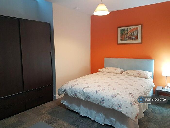 Studio To Rent In Cobourg Street, Manchester, M1