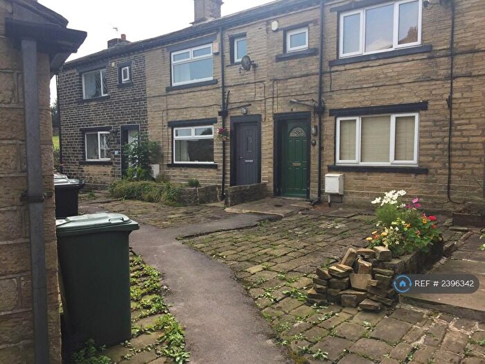 2 Bedroom Terraced House To Rent In Foster Square, Denholme, Bradford, BD13