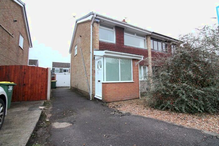 3 Bedroom Semi-Detached House To Rent In Longfield, Fulwood, Preston, PR2