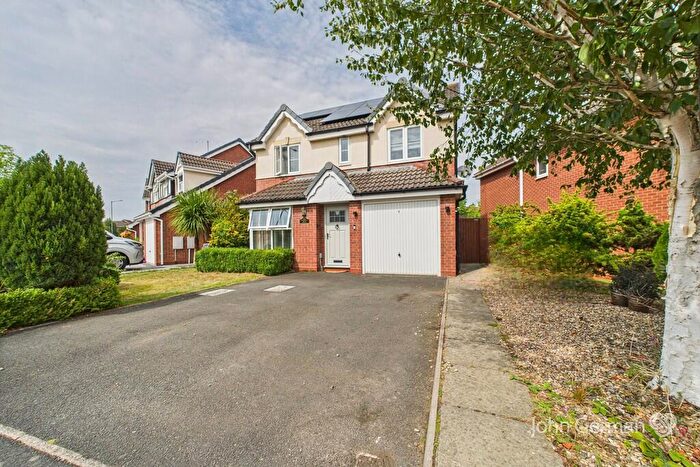 4 Bedroom Detached House For Sale In Cornwall Drive, Saxonfields, Stafford, ST17