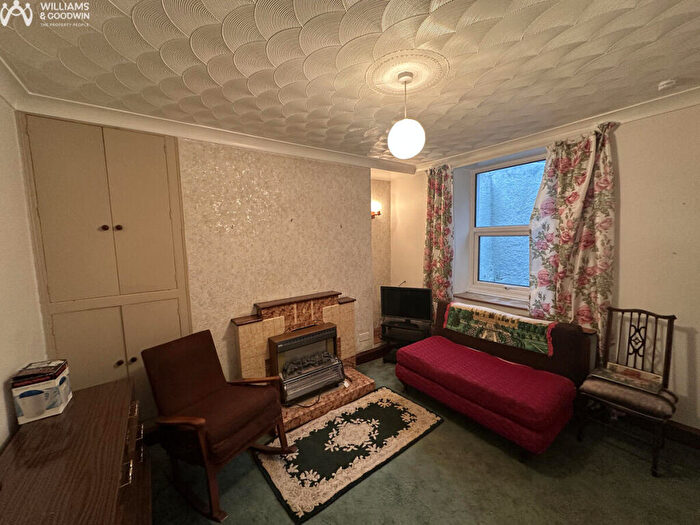 3 Bedroom End Of Terrace House For Sale In Fair View, Menai Bridge, LL59