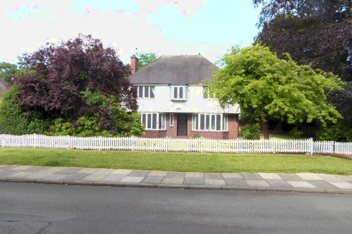 4 Bedroom Detached House To Rent In St Wilfrid`S Road, Bessacarr, Doncaster, DN4