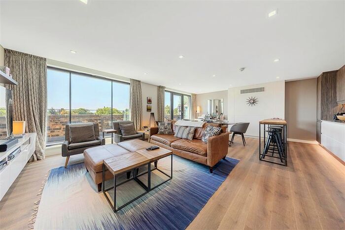 3 Bedroom Penthouse To Rent In Paddenswick Road, London, W6
