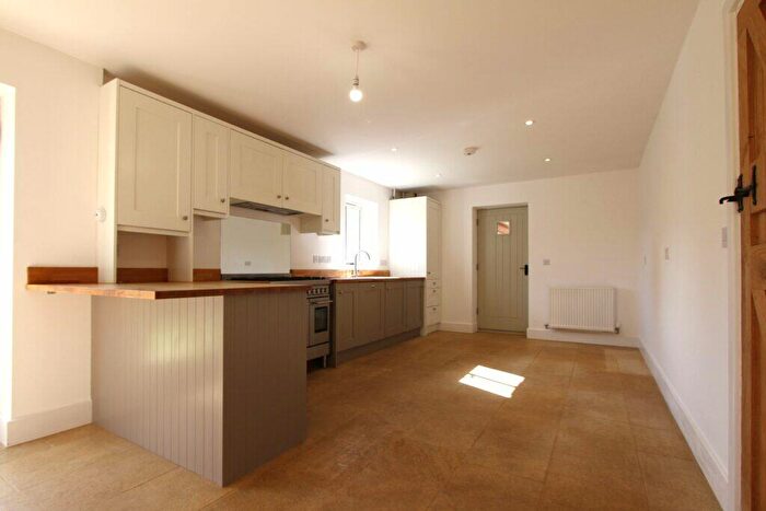 4 Bedroom Detached House To Rent In The Elms, Silverstone, Northants, NN12