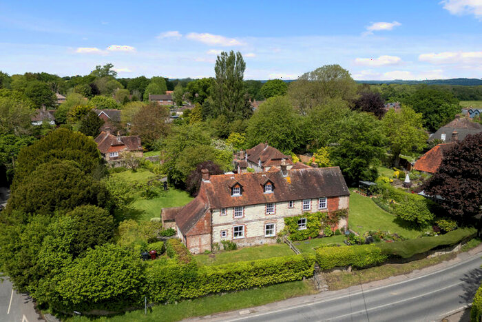 3 Bedroom Semi-Detached House For Sale In Cocking, Midhurst, GU29