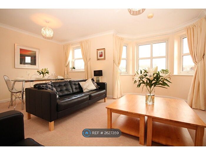 2 Bedroom Flat To Rent In Ashgrove Avenue, Aberdeen, AB25