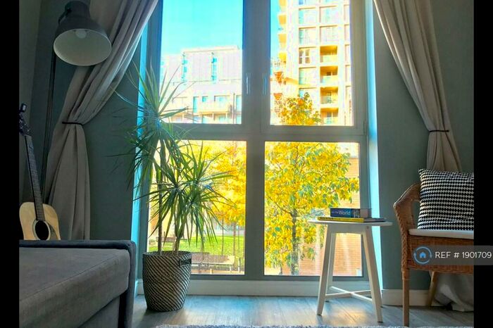 1 Bedroom Flat To Rent In Roma Corte, London, SE13