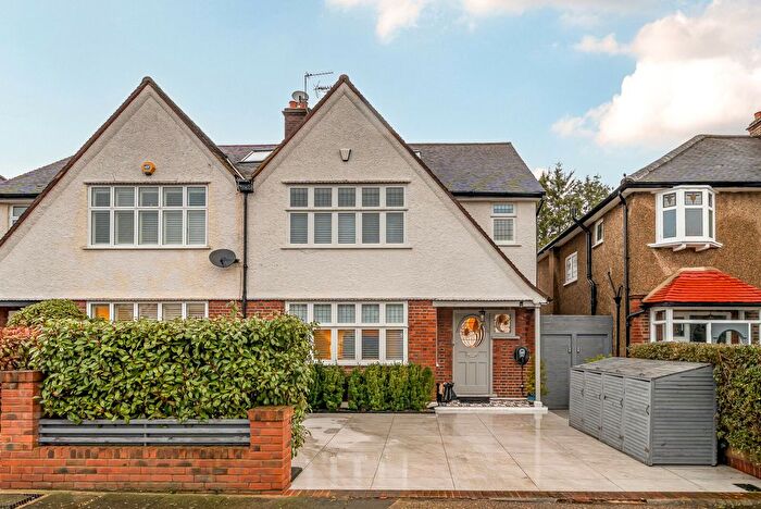 5 Bedroom Semi Detached House For Sale In Cranes Park Avenue, Surbiton, KT5