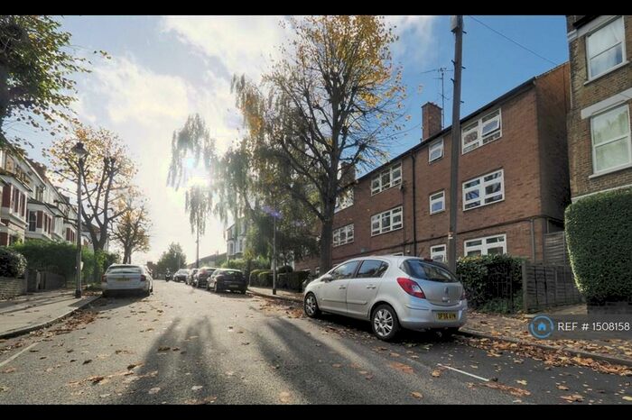 2 Bedroom Flat To Rent In London, London, NW5