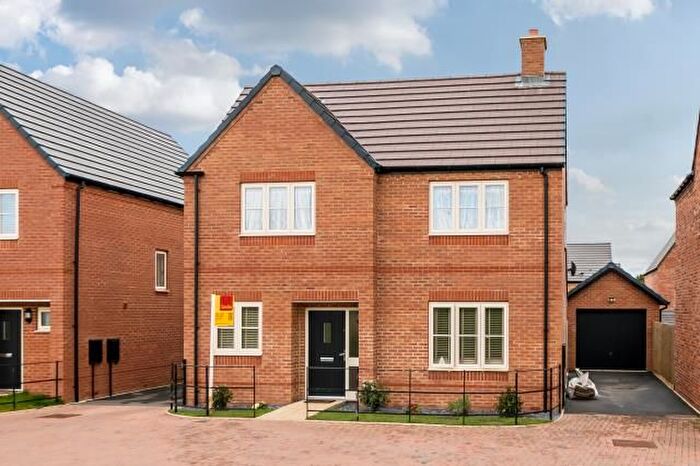 4 Bedroom Detached House To Rent In Harris Close, Banbury, OX16