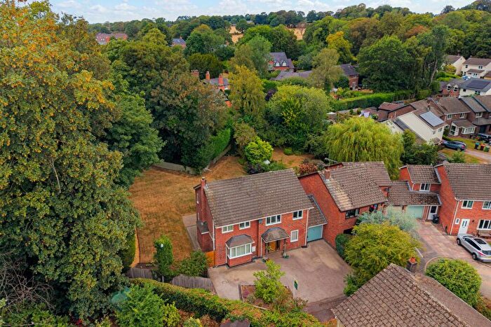 4 Bedroom Link Detached House For Sale In Lime Close, Tarporley, CW6