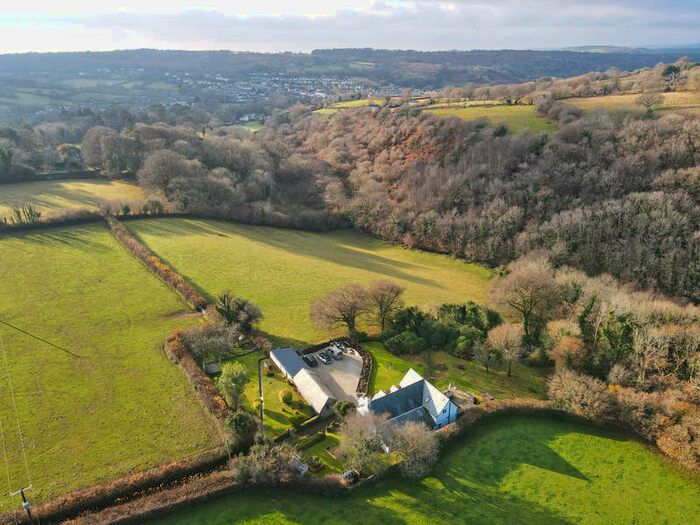 4 Bedroom Detached House For Sale In Edge Of Dartmoor National Park, PL20