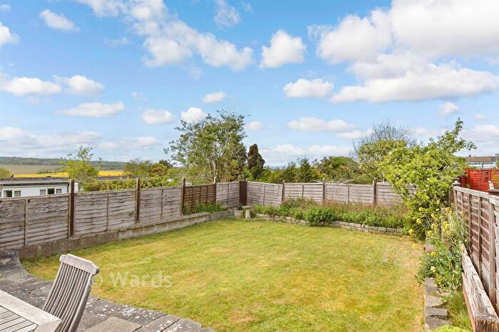 3 Bedroom Semi-Detached House For Sale In Crockenhall Way, Istead Rise, Gravesend, Kent, DA13